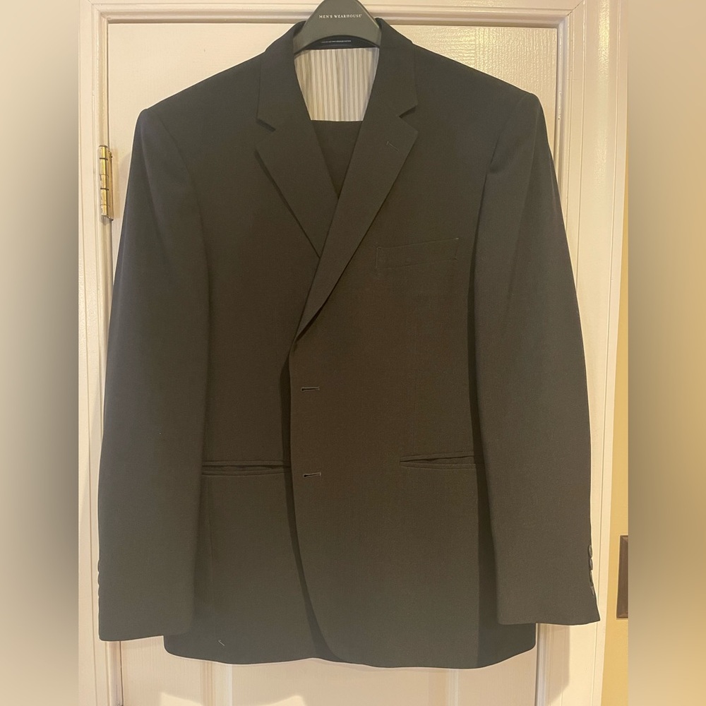 Men’s suit